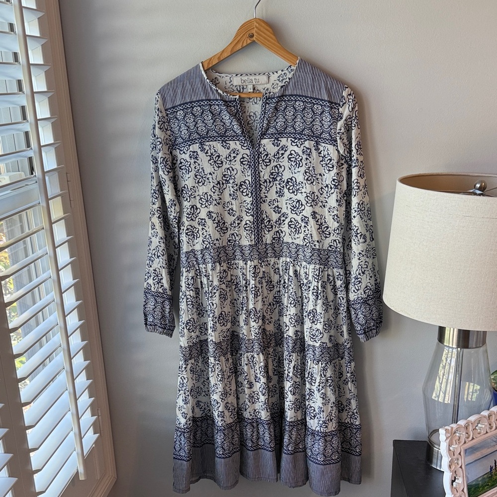 Bella Tu Navy and White Long Sleeve Printed Midi Dress
